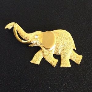 Vintage Majestic Elephant Brooch